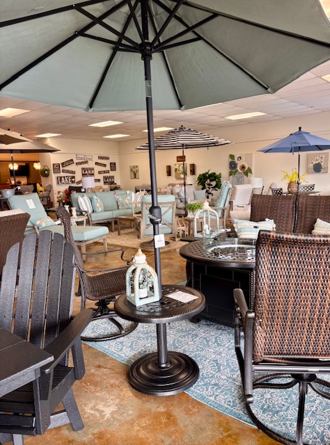 Grand Terrace Umbrella Side Table