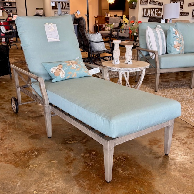 Andover Cushion Chaise Lounge